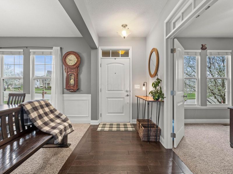 210 Blue Jacket Circle, Pickerington, OH 43147 Photo 4