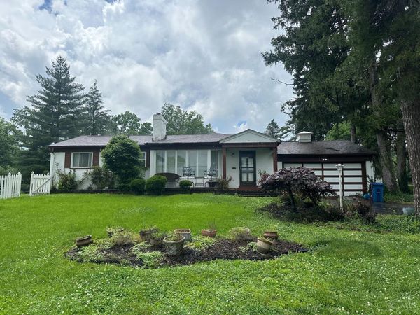 6981 Pineneedle Lane, Madeira, OH 45243