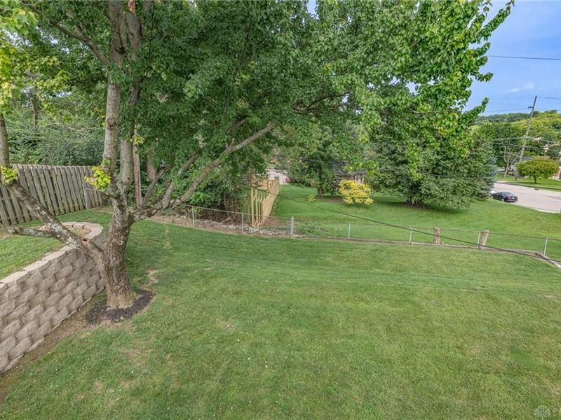719 N Lindsey Avenue, Miamisburg, OH 45342 Photo 25
