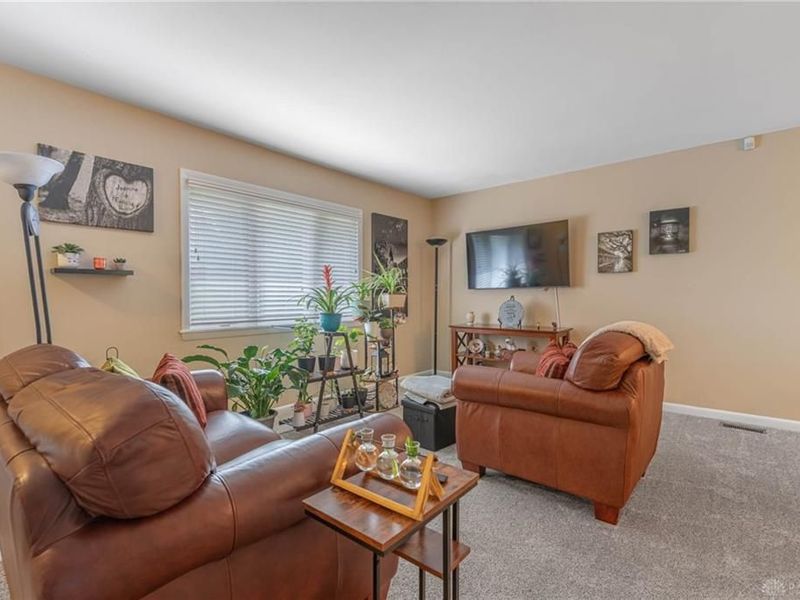719 N Lindsey Avenue, Miamisburg, OH 45342 Photo 4