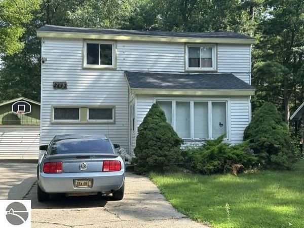 2443 Valley Avenue, East Tawas, MI 48730