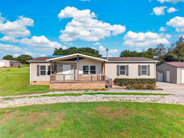 211 S Springview Road, Maryville, TN 37801