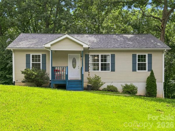 1019 Mountain Drive , Candler, NC 28715