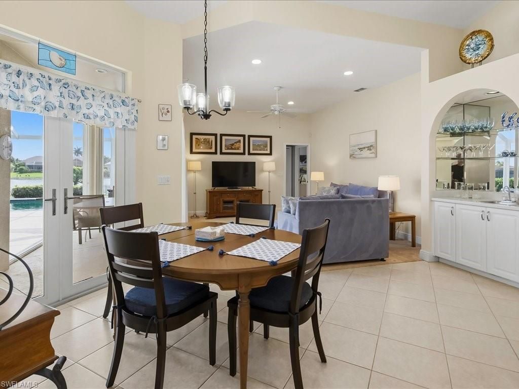 6670 Huntley Ln N, Naples, FL 34104 Photo