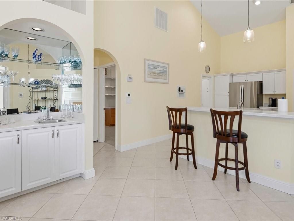 6670 Huntley Ln N, Naples, FL 34104 Photo