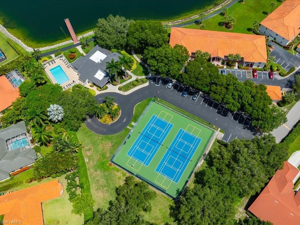 6670 Huntley Ln N, Naples, FL 34104 Photo