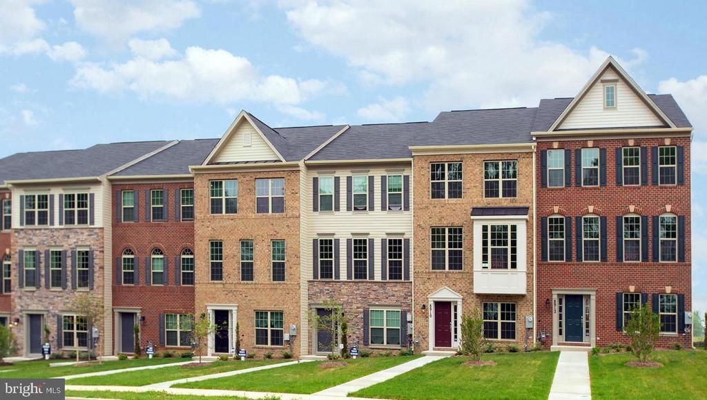 2621 CAMPUS WAY N , GLENARDEN, MD 20706
