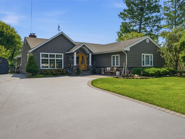 57 Wingam Drive , Islip, NY 11751
