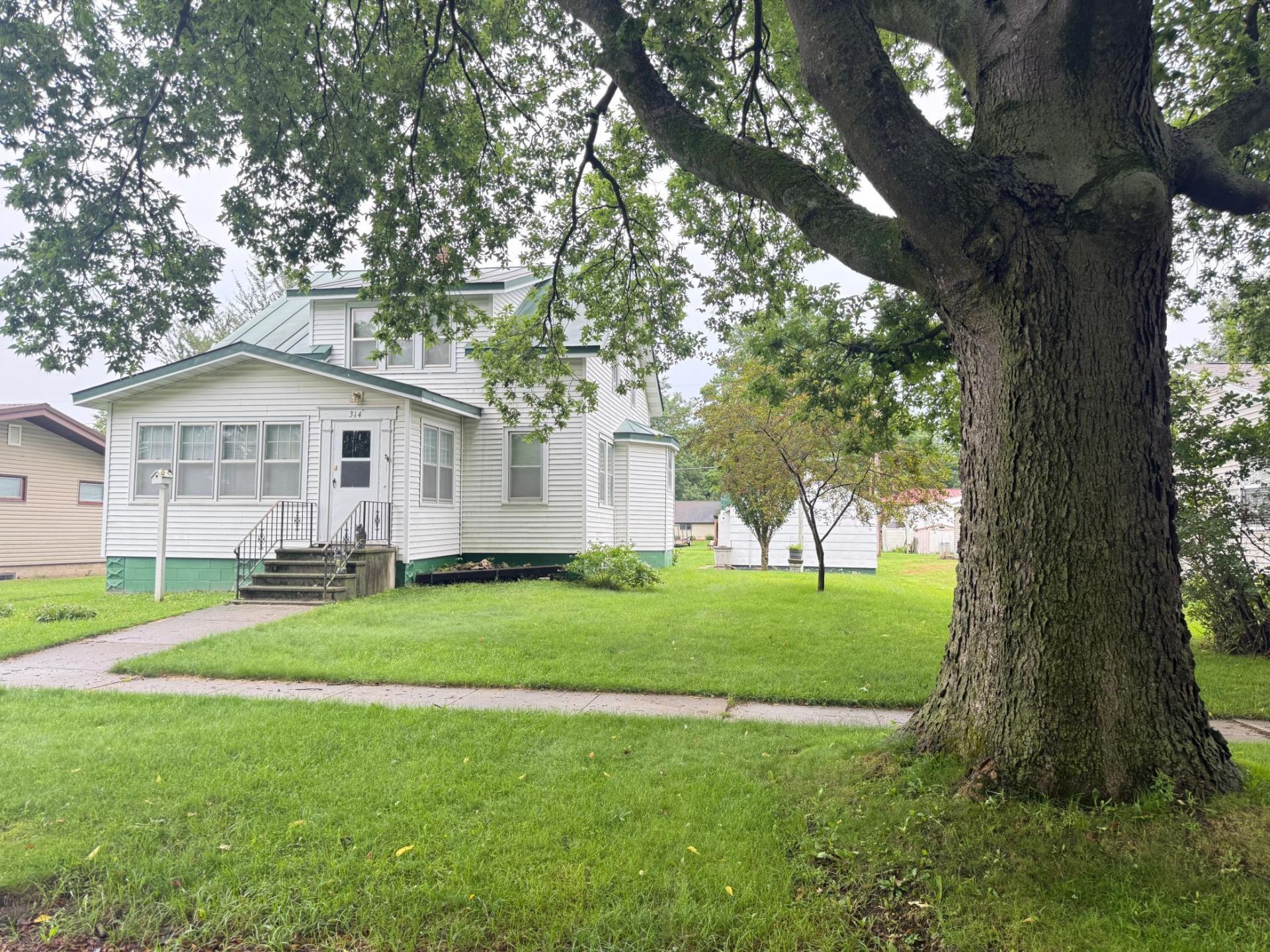 314 S Grant Street, Houston, MN 55943 Main Photo