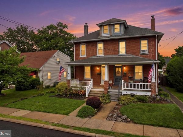 237 W HAMLIN AVENUE , TELFORD, PA 18969
