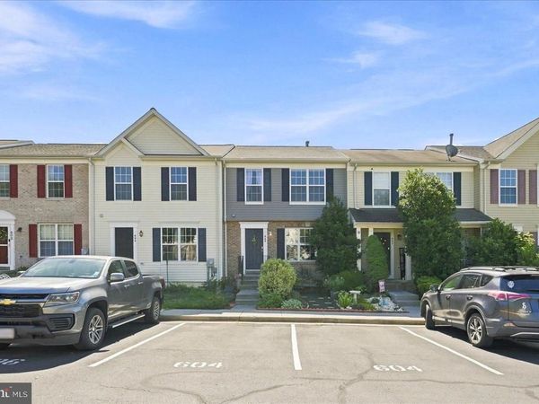 604 FRONTIER FORT LANE, STRASBURG, VA 22657