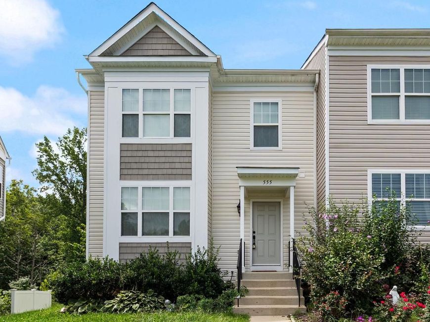 555 English Oak Lane , Prince Frederick, MD 20678 Main Photo