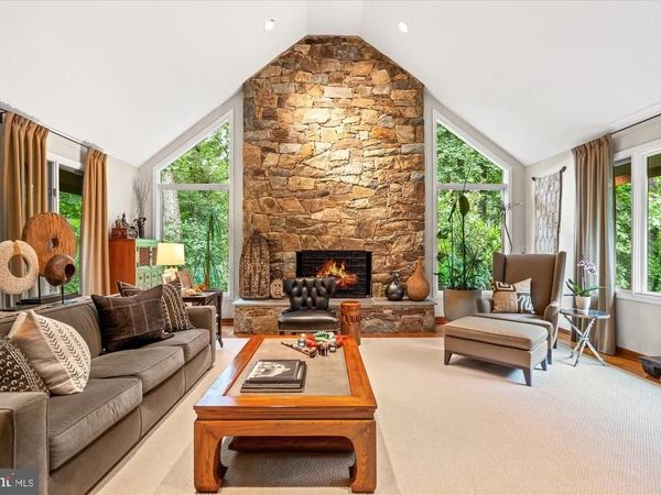 6800 MELODY LANE , BETHESDA, MD 20817
