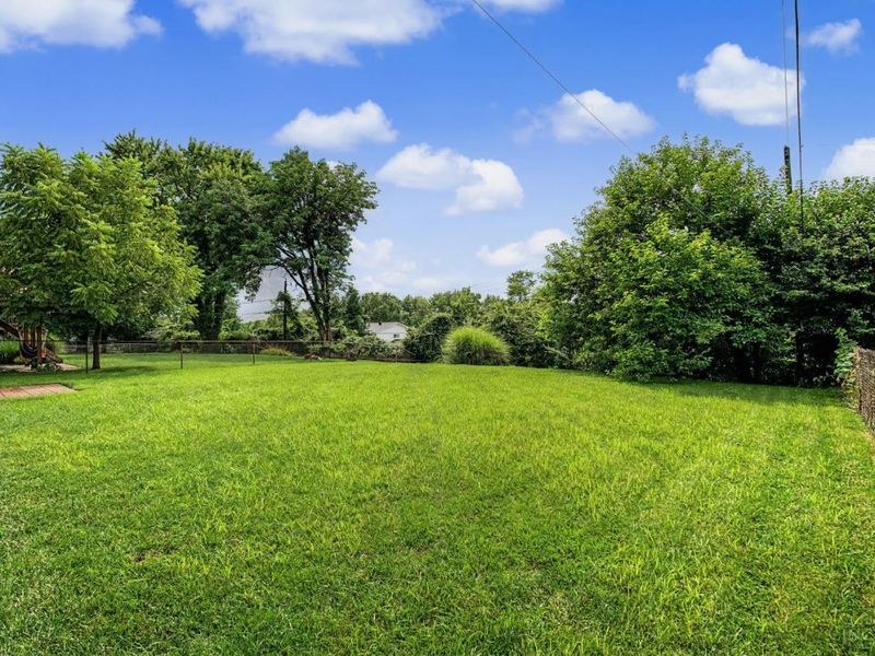 1711 8 Mile Road, Anderson Township, OH 45255 Photo 41