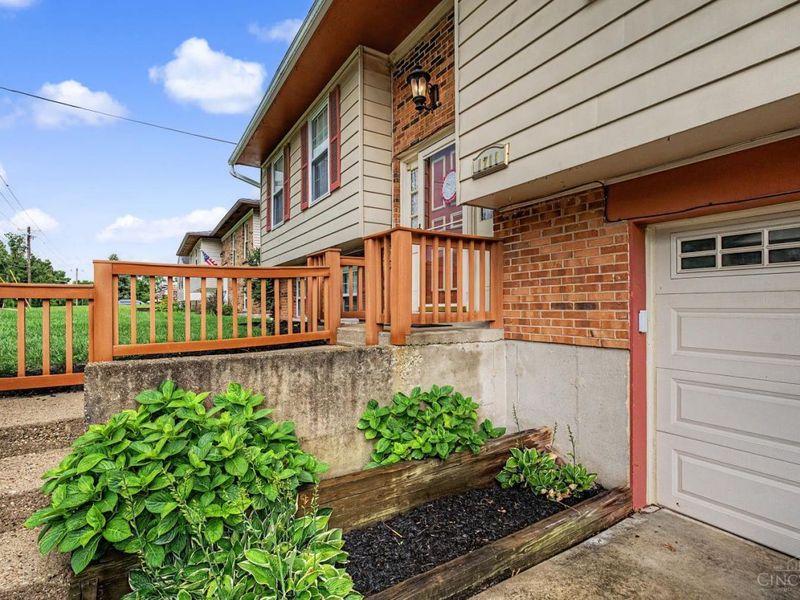 1711 8 Mile Road, Anderson Township, OH 45255 Photo 5