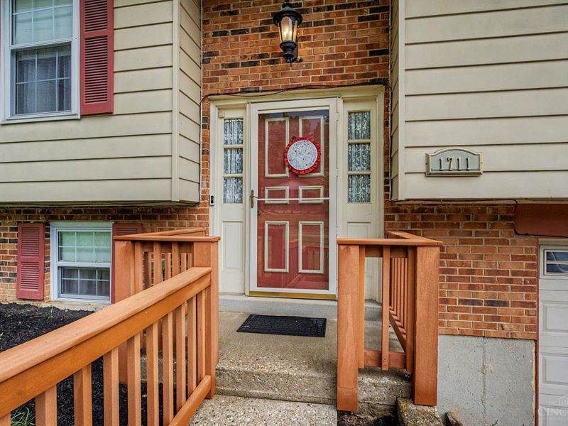1711 8 Mile Road, Anderson Township, OH 45255 Photo 6