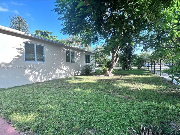 12780 NW 16th Ave , North Miami, FL 33167