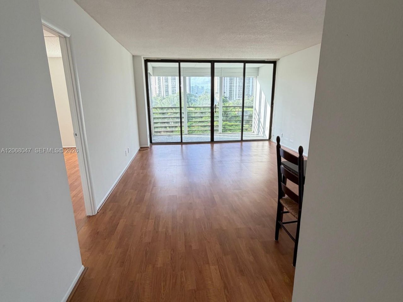 20500 W Country Club Dr, Unit 517, Aventura, FL 33180 Photo
