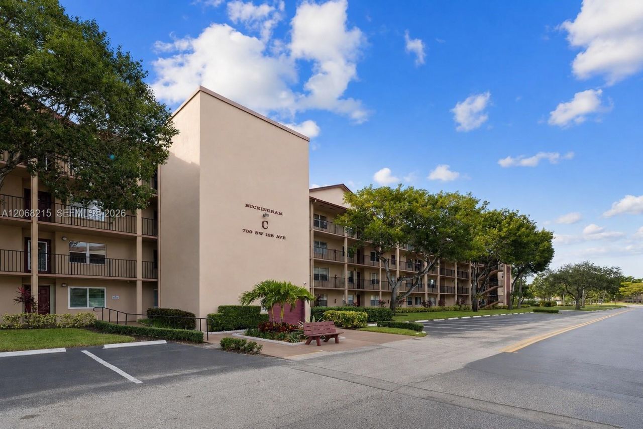 700 SW 128th Ave , Unit 209C, Pembroke Pines, FL 33027 Photo
