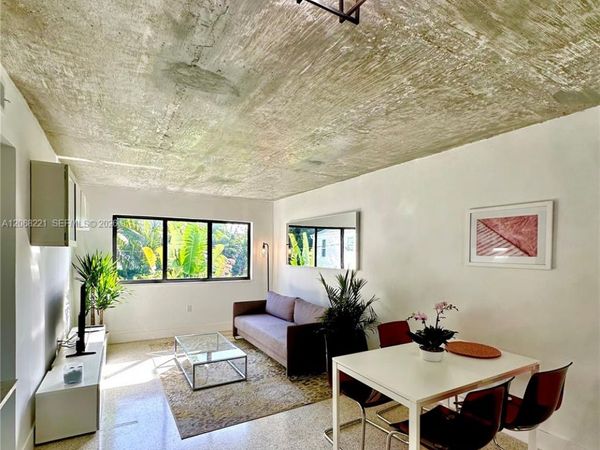 190 NW 69th St , Unit 6, Miami, FL 33150