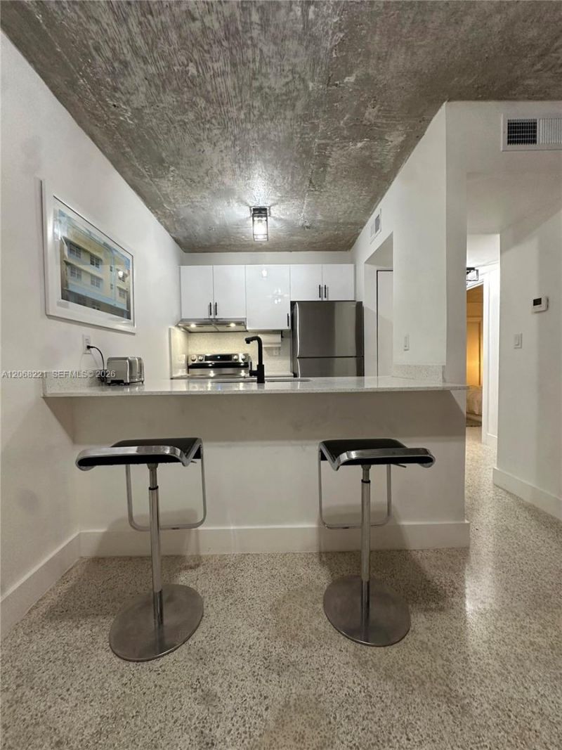 190 NW 69th St , Unit 6, Miami, FL 33150 Photo