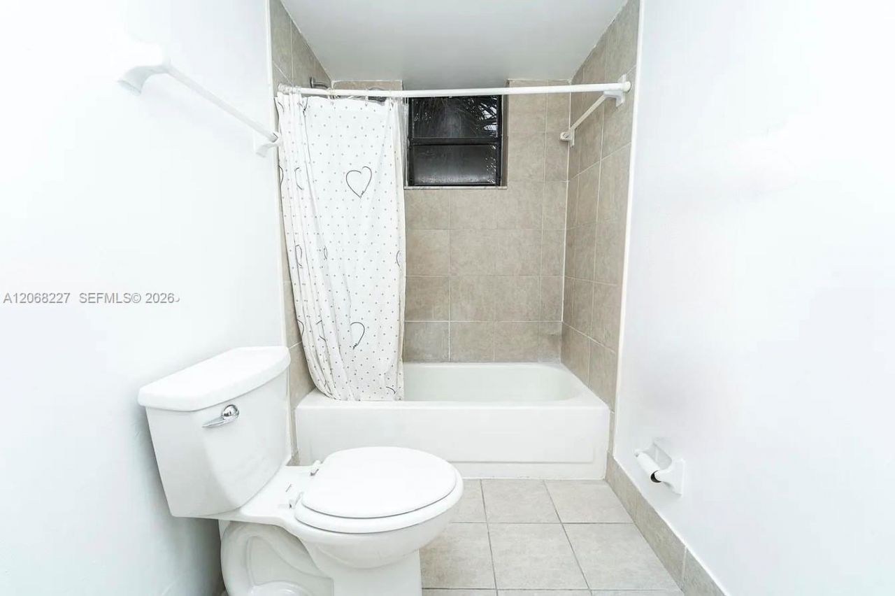 576 NW 114th Ave , Unit 203, Sweetwater, FL 33172 Photo