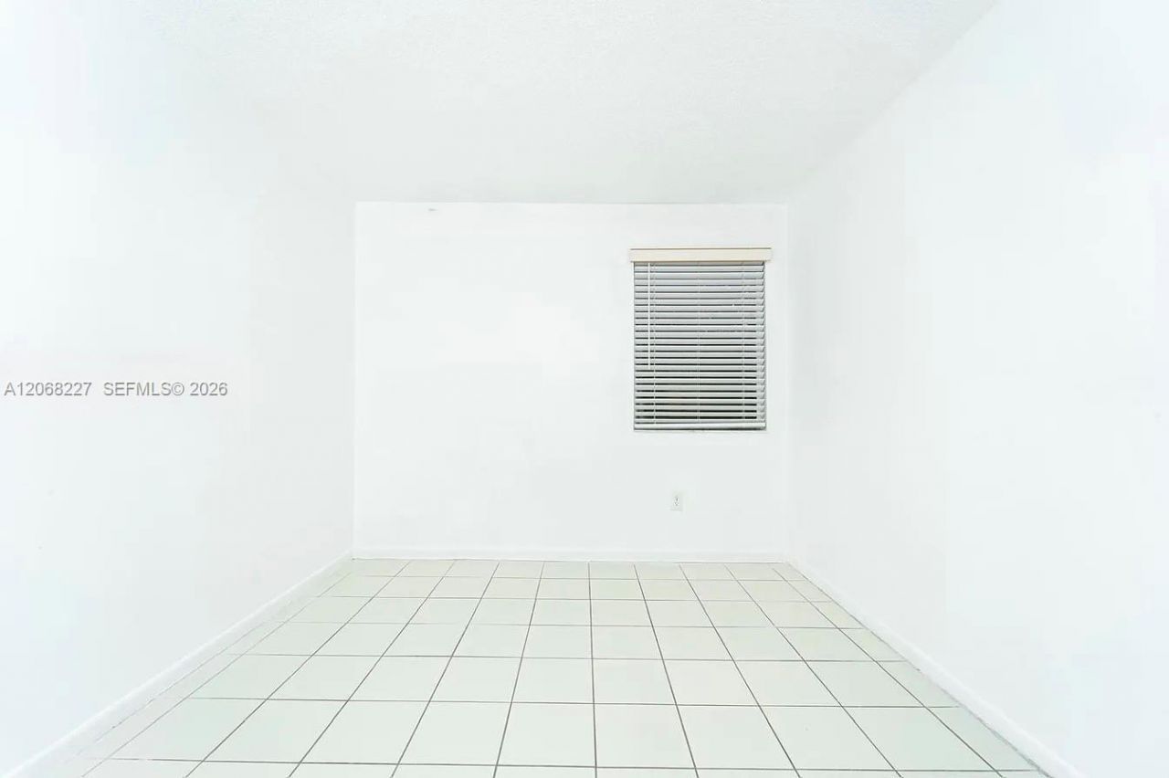 576 NW 114th Ave , Unit 203, Sweetwater, FL 33172 Photo