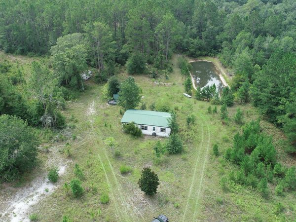 896 Farm Road, Saint George, GA 31562