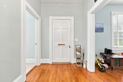 130 Cooper St.  photo 4