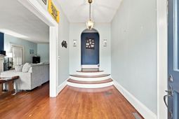 130 Cooper St.  photo 4
