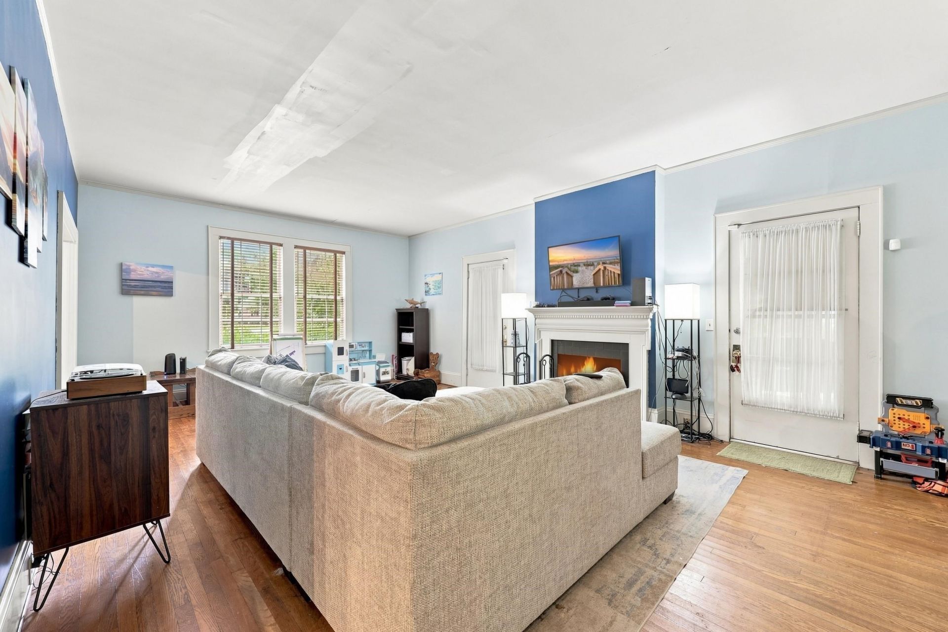 130 Cooper St.  Photo 8