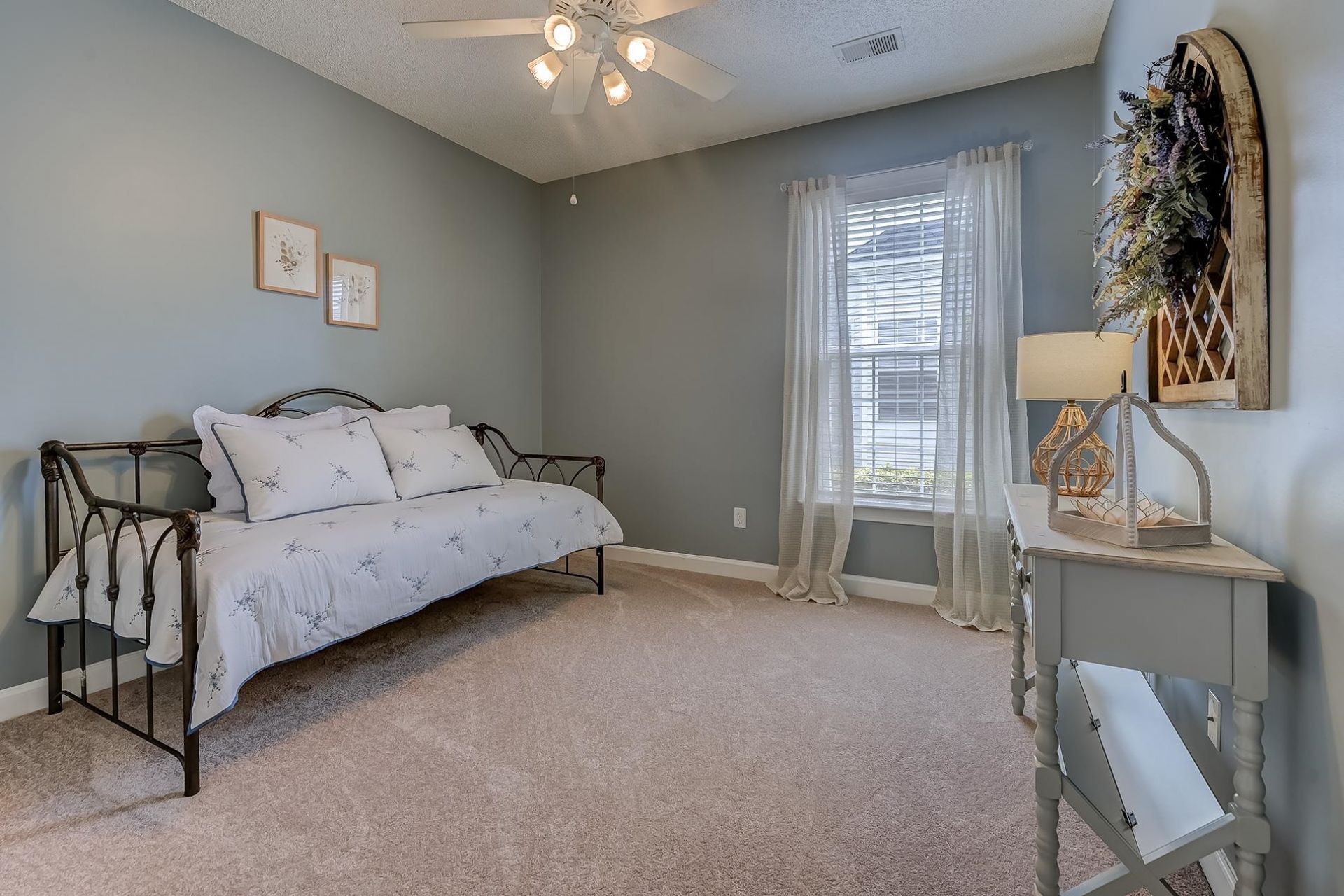 6439 Longwood Dr. Photo 36