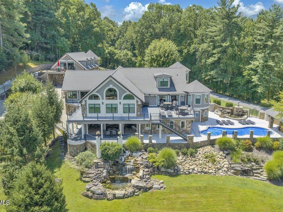 Property Image 103