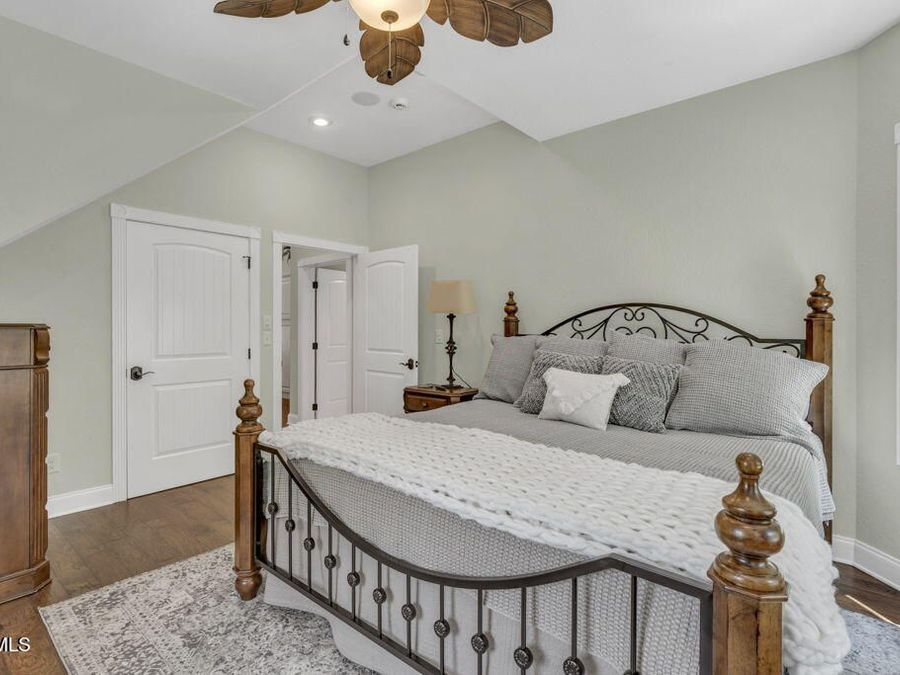 Property Image 106
