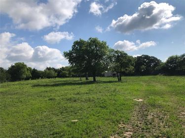15411 Seagoville Road , Dallas, TX 75253