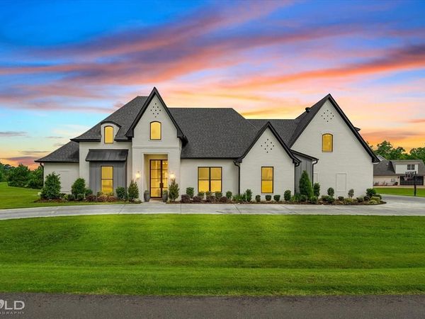 1233 Big Pine Key Lane , Benton, LA 71006