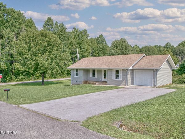 500 Forrest Cove Lane, Cookeville, TN 38501