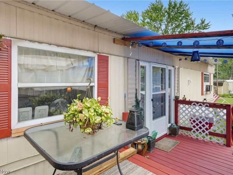 2349 Ivy Way Street NE, Canton, OH 44705 Photo 4