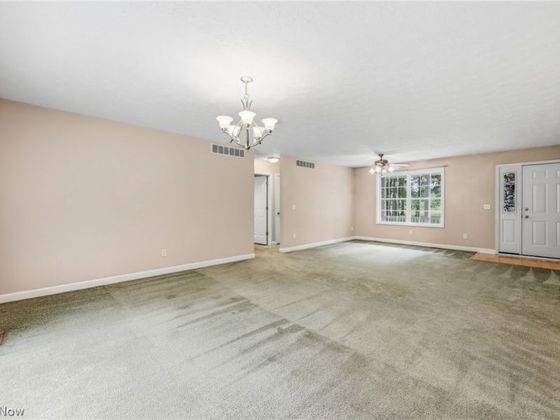 2930 Selkirk Bush Road SW, Warren, OH 44481 Photo 8