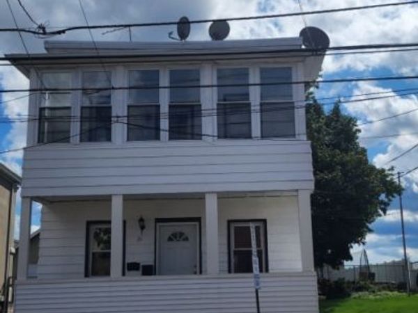 26 Union St, Unit 2, Lodi, NJ 07644