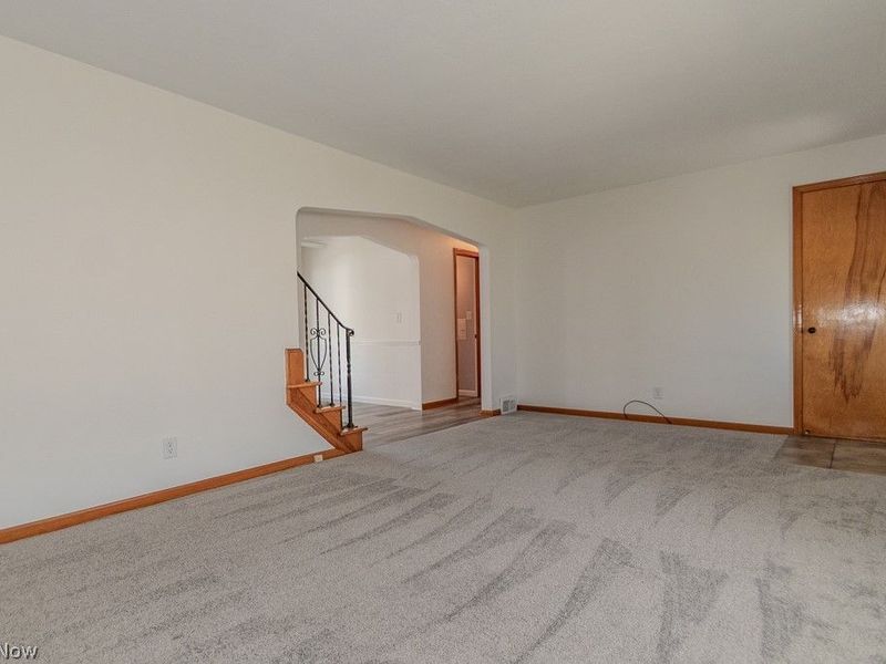 253 E 288th Street , Willowick, OH 44095 Photo 7