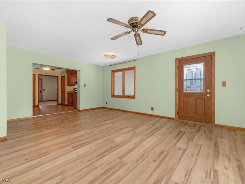 845 Jamestown Avenue , Elyria, OH 44035 Photo 18