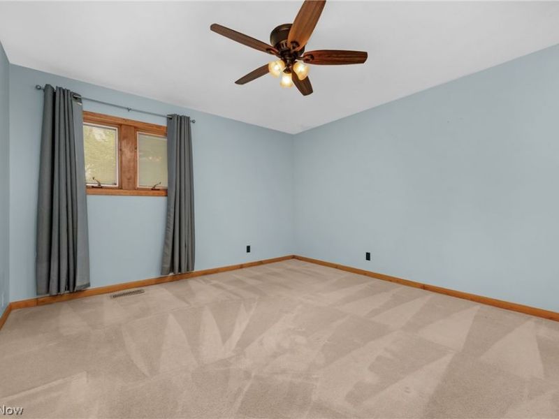 845 Jamestown Avenue , Elyria, OH 44035 Photo 21