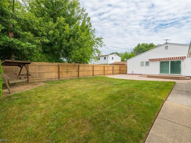 845 Jamestown Avenue , Elyria, OH 44035 Photo 49