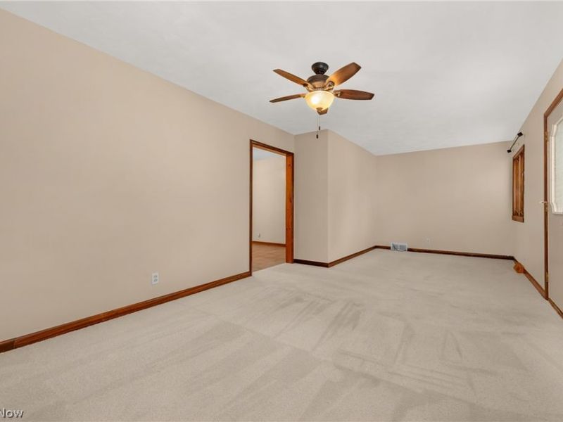 845 Jamestown Avenue , Elyria, OH 44035 Photo 7