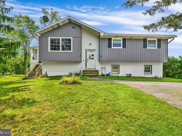 1208 CHESTNUT ROAD, ORWIGSBURG, PA 17961