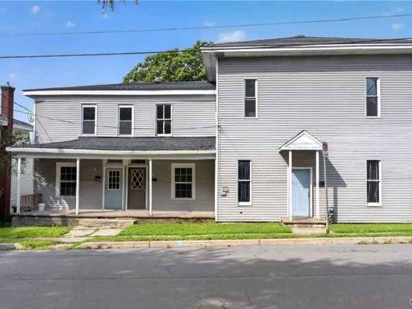 34 E Albany Street, Oswego, NY 13126