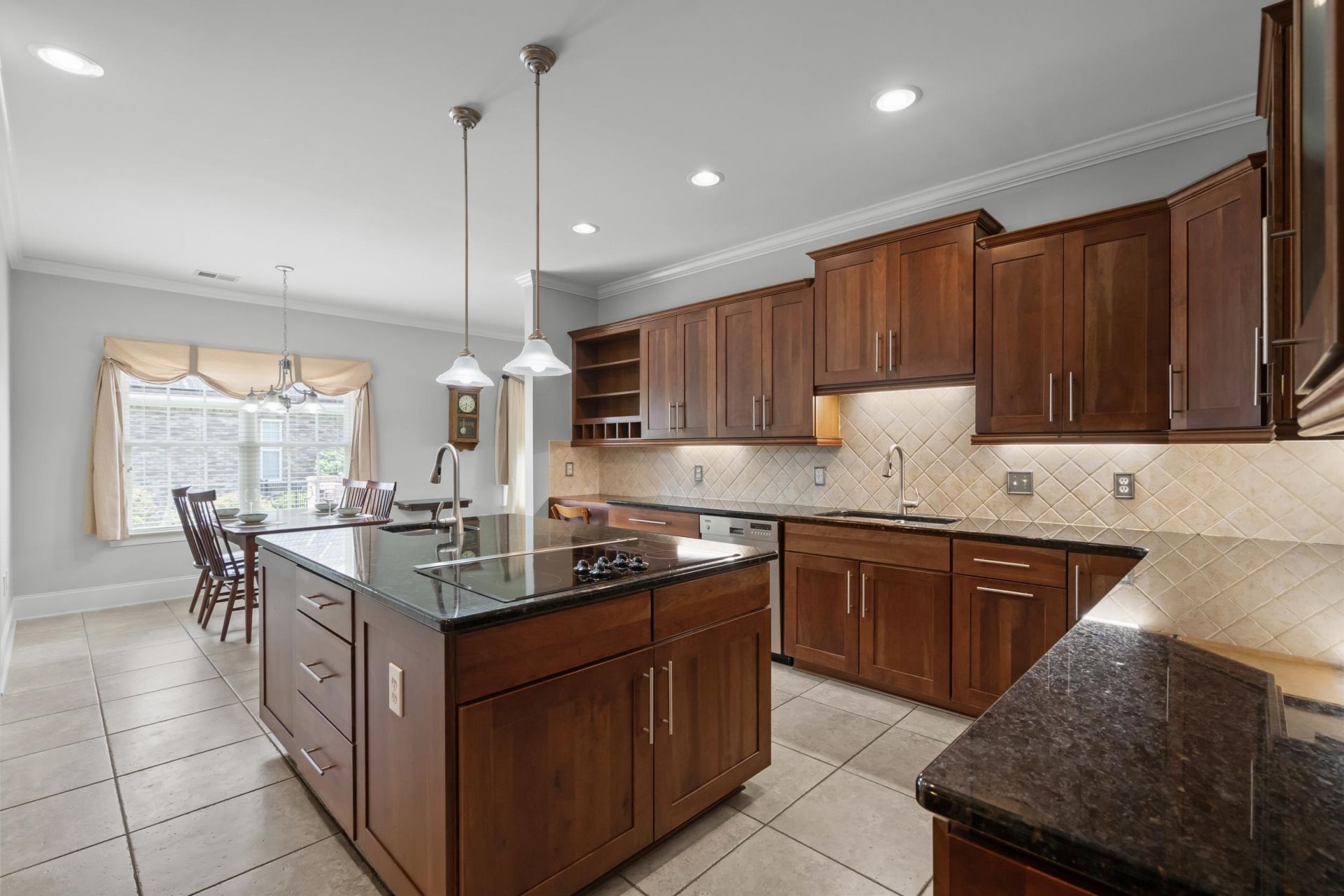 8140 Wacobee Dr. Photo 23