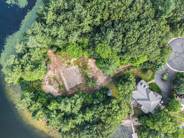 12487 Horseshoe Drive NE, Gowen, MI 49326
