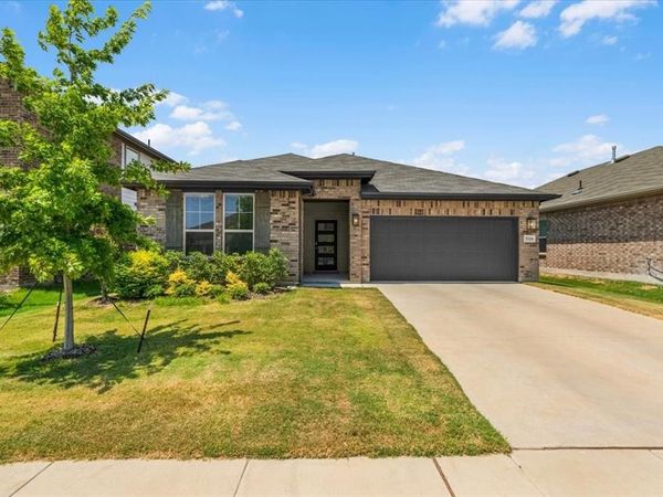 3116 Dixondale Drive, Fort Worth, TX 76108